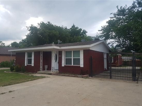 Primary Photo - 401 E Miller Rd