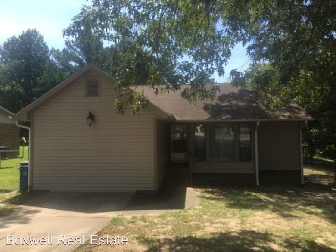 Primary Photo - 3 br, 2 bath House - 1187 Hoke Loop Rd