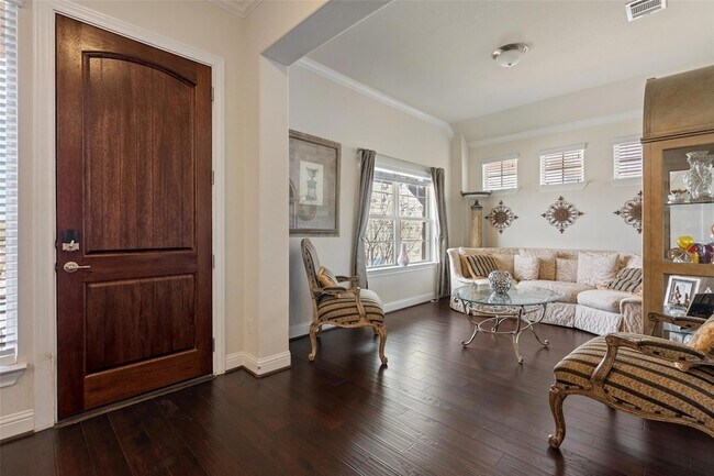 Foto del edificio - 8500 Echo Shore Cove