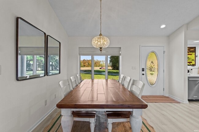 Building Photo - 2083 W 425 N