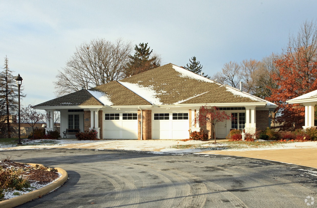 Primary Photo - Holy Spirit Villas II