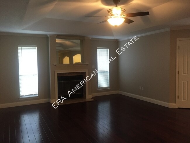 Building Photo - 53 Hillcrest Dr