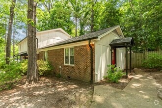 Building Photo - 5204 Cypress Ln