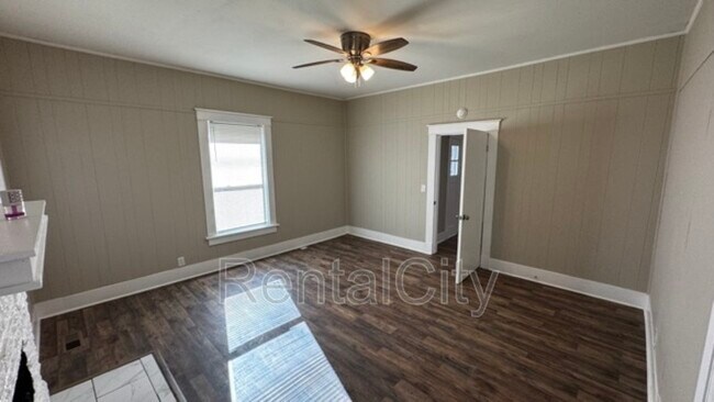 Foto del edificio - 182 S Jefferson St