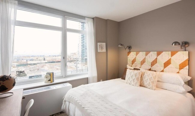 Building Photo - 1 N 4th Pl