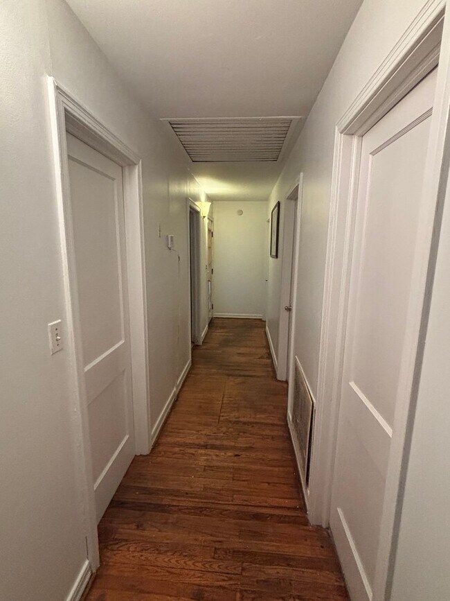 Foto del edificio - 2200 Loop Rd