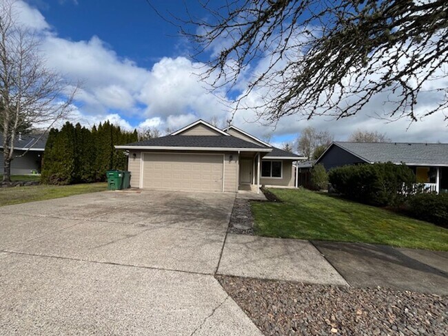 Foto del edificio - 3 Bedroom 2 Bath Forest Grove OR