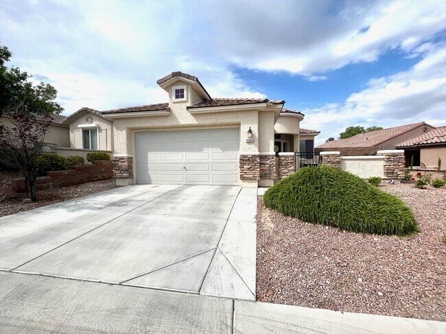 Foto del edificio - SUMMERLIN - Single-story 3 Bedroom 2 bath ...
