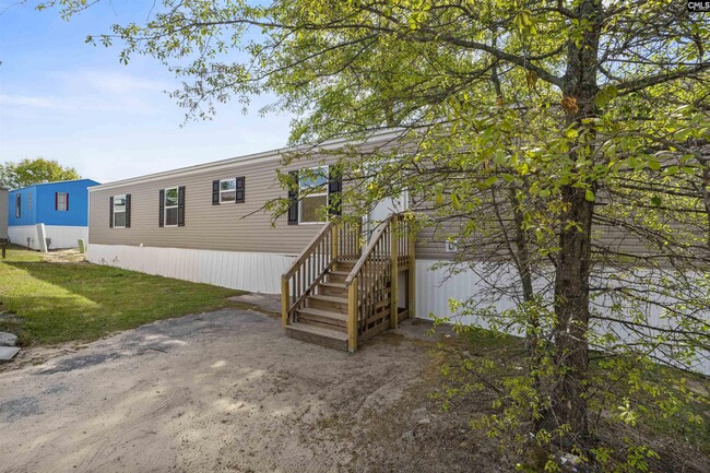 Building Photo - 600 Ermine Rd