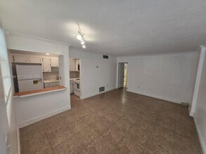 Building Photo - 1515 NE 125th Terrace