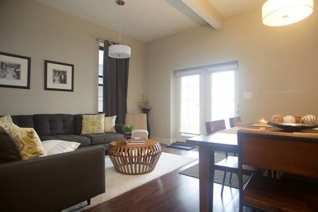 Foto del edificio - 1312 N Claremont Ave