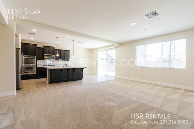 Building Photo - 1150 Silva-