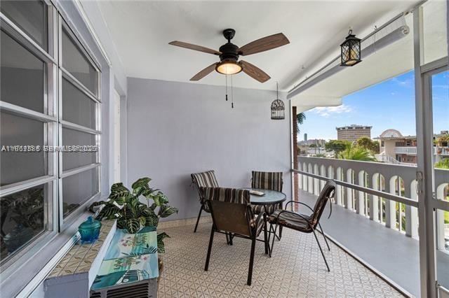 Foto del edificio - 161 NE 10th Ave