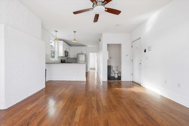 Foto del edificio - 76 Bowers St