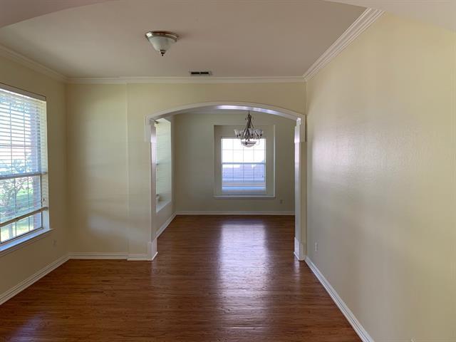 Foto del edificio - 4528 Oak Shores Dr