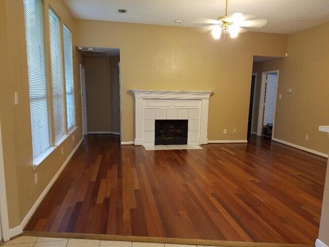 Foto del edificio - 2709 Preston Creek