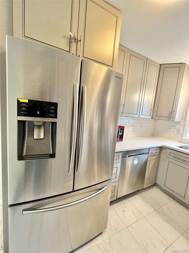 Foto del edificio - 164 Harrison Ave