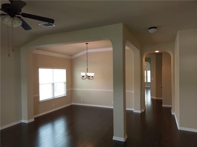 Building Photo - 801 Walnut Canyon Blvd