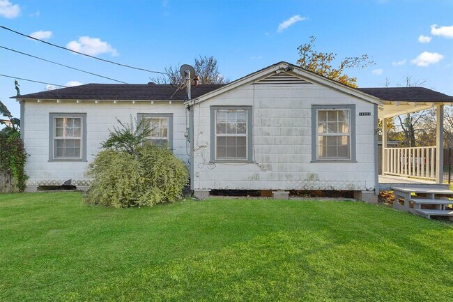 Building Photo - 12222 Nola Ct