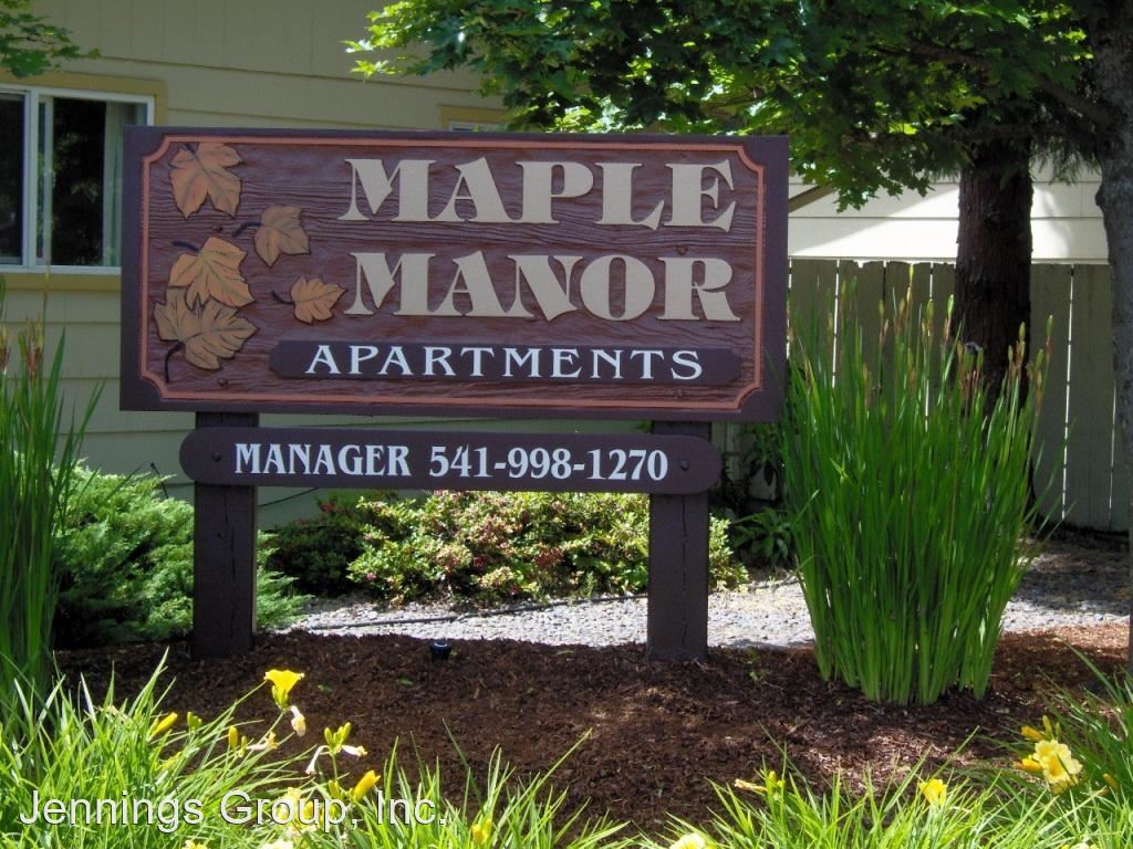 Foto principal - 151 Maple St