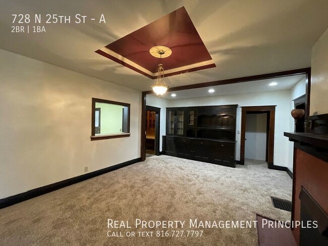 Building Photo - ***Move-In Special*** Sprawling Two Bedroo...