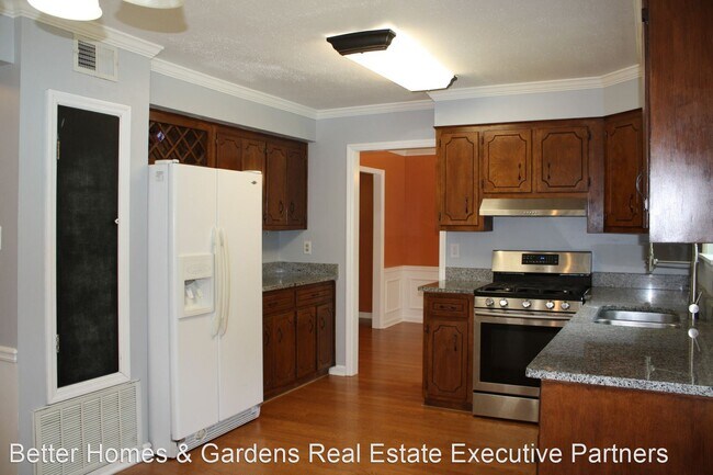 Foto del edificio - 3 br, 2.5 bath House - 526 Hunterdale Rd