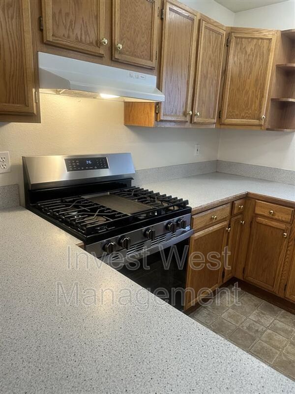 Building Photo - 15116 NE 80th St