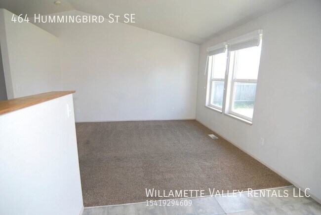 Building Photo - Nice duplex next to Timberlinn Park and Fa...
