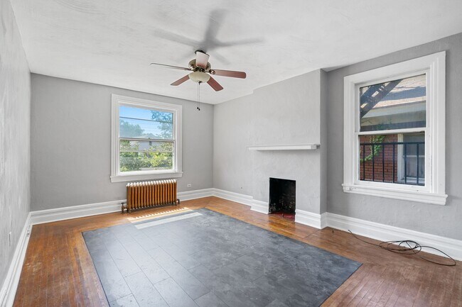 Photo - 1619 Chislett St Apartment