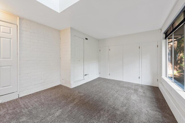 Foto del edificio - Beaux Arts Village Charmer - 3 bedrooms