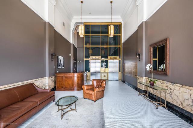 Foto del edificio - 257 N Spring St