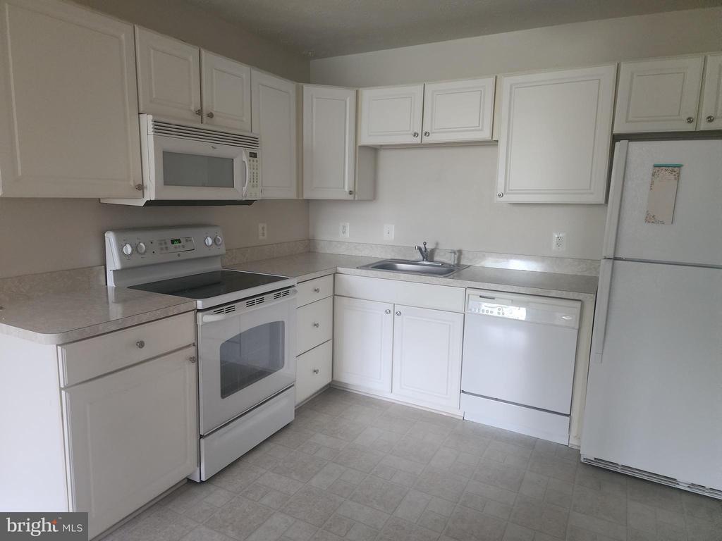 Foto principal - 36548 Notley Hall Rd