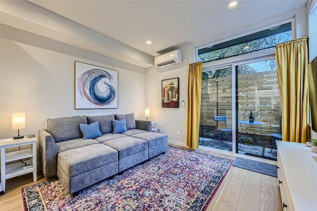 Foto del edificio - 4306A Wallingford Ave N