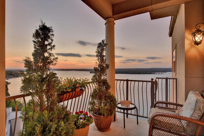 Foto principal - Lake Travis Views!