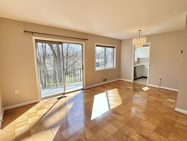 Photo - Beautifully kept, spacious one bedroom condo in the award winning Bethesda Parkside Community!