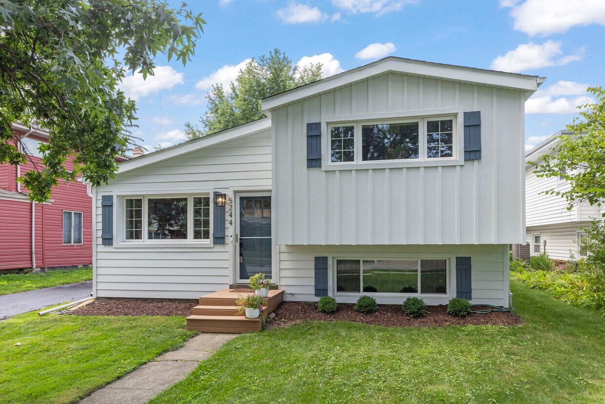 Foto principal - 5244 Benton Ave