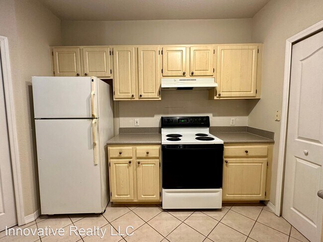 Building Photo - 2 br, 2 bath House - 1440 Lake Shadow Circ...