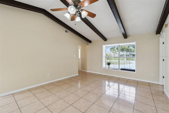 Building Photo - 4136 Tall Tree Dr