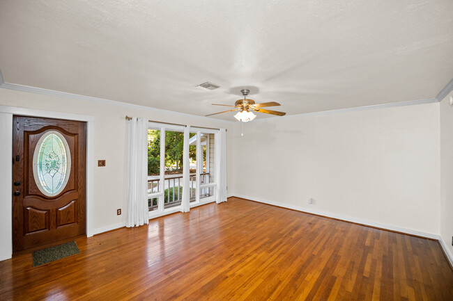 Foto del edificio - 456 N Section St