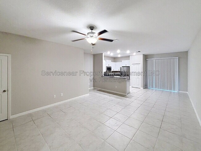 Foto del edificio - 9528 Pembrooke Pines Dr