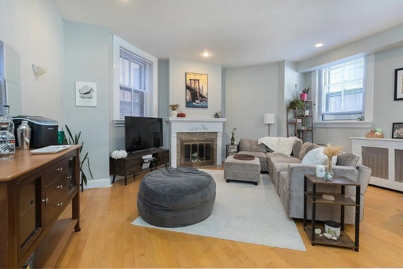 Foto principal - 135 Marlborough St