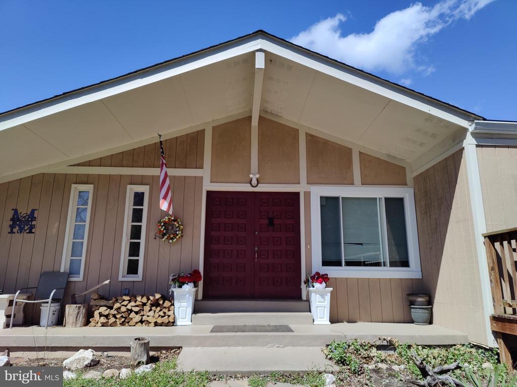 73 7 Ponds Rd, Amissville, VA 20106 House Rental in Amissville, VA