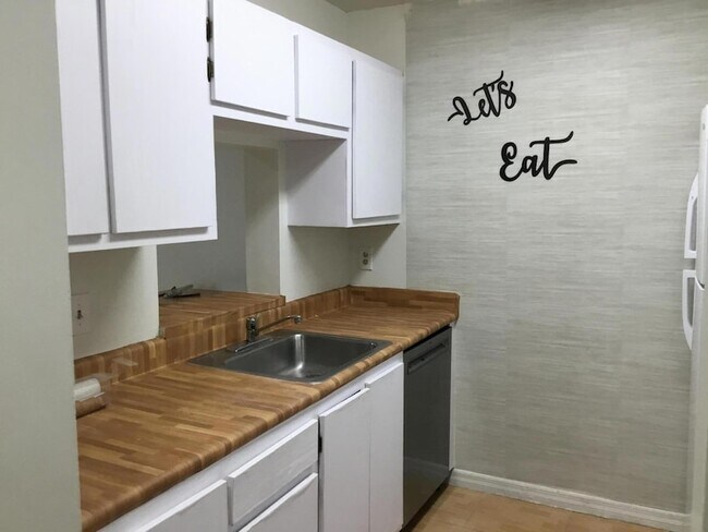 Foto del edificio - 7860 NW 50th St