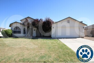 Building Photo - 4173 E Meadow Lark Way
