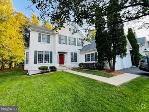Building Photo - 13032 Pilgrims Inn Dr