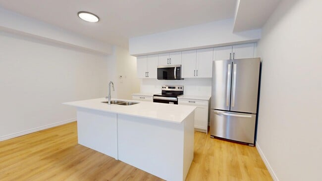 Building Photo - ULTRA MODERN 2BD SUITES BY WESTMINSTER PONDS