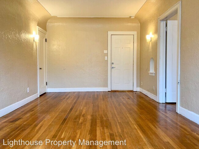 Foto del edificio - 2114 Buchanan Ave SW