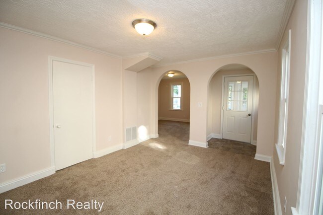 Foto del edificio - 864 N Park St SW