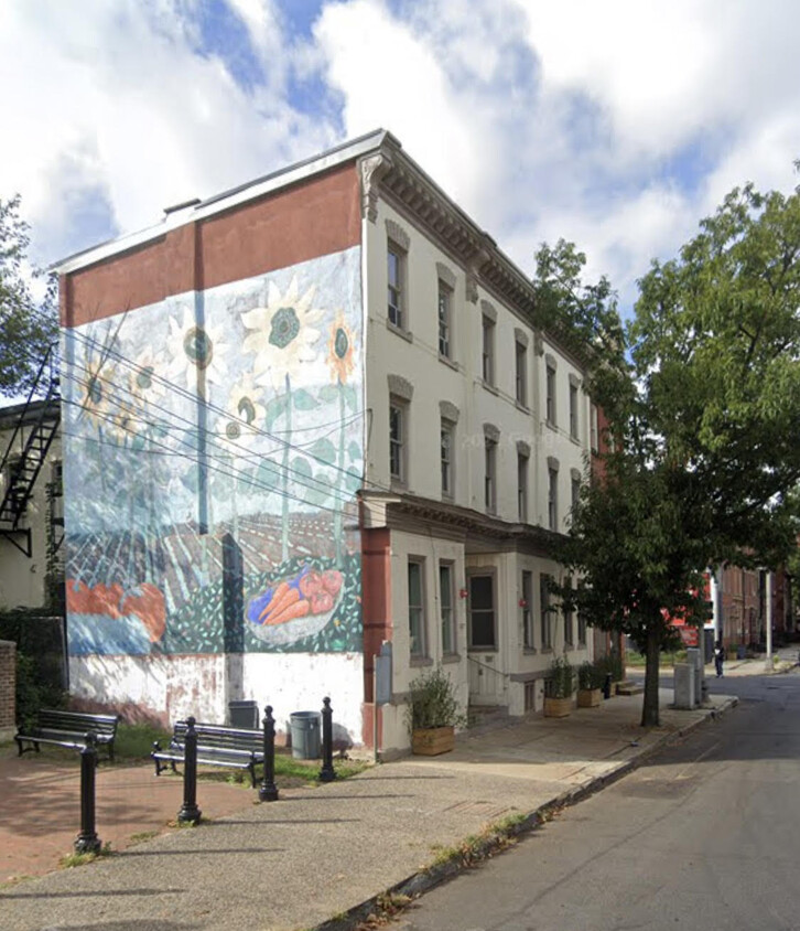 Foto del edificio - 307 Perry St