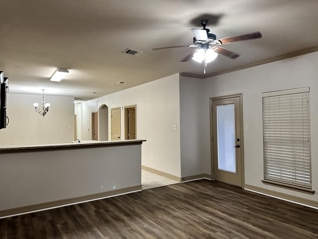 Building Photo - 6921 Jack Finney Blvd